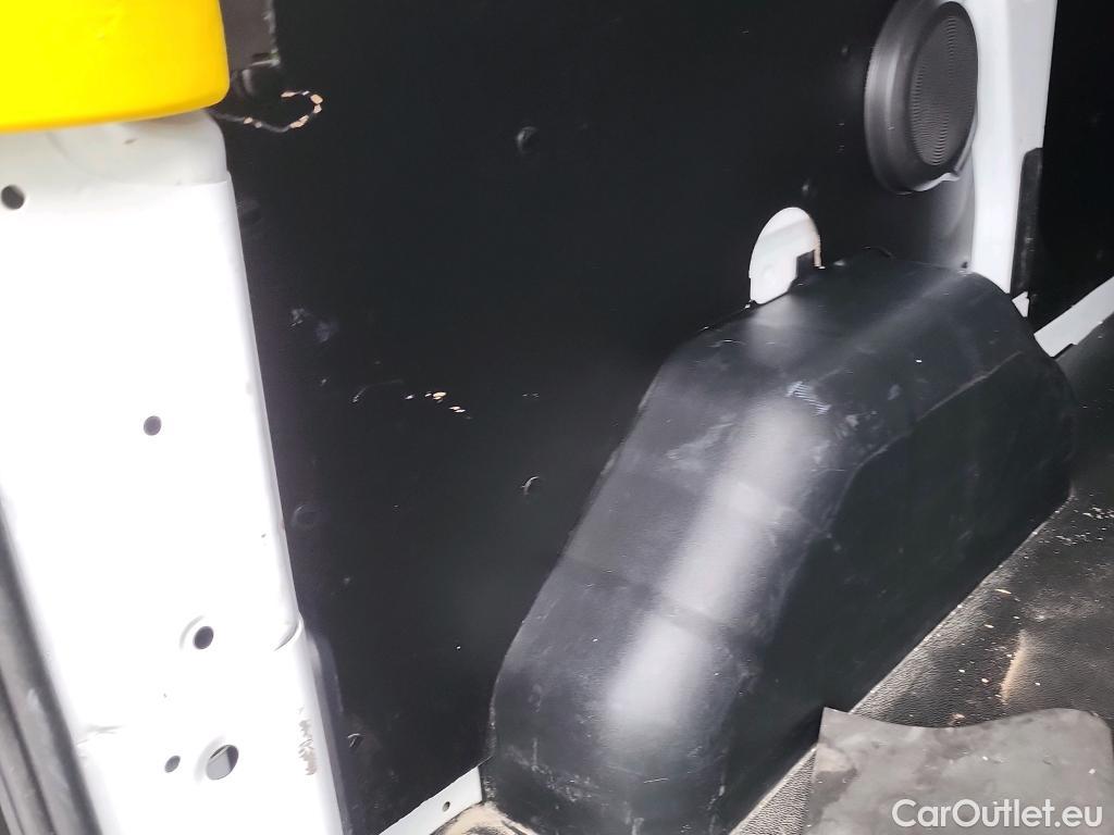  Ford  Transit FORD  Custom / 2012 / 4P / combi Mixto 2.0 TDCI 96kW 320 L1 Trend MHEV #15