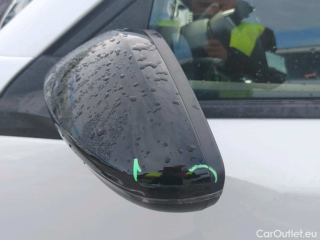  Peugeot  2008 PEUGEOT  / 2019 / 5P / todoterreno Active Pack Puretech 100 S&S BVM6 #7