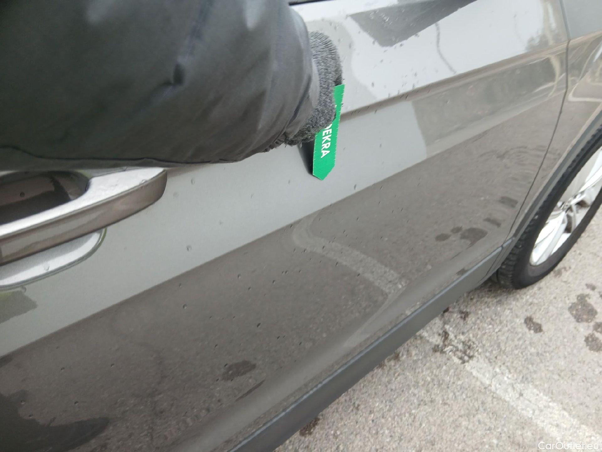  Volkswagen  T-CROSS VOLKSWAGEN  / 2018 / 5P / todoterreno Advance 1.0 TSI 85kW (115CV) DSG (AC) #21