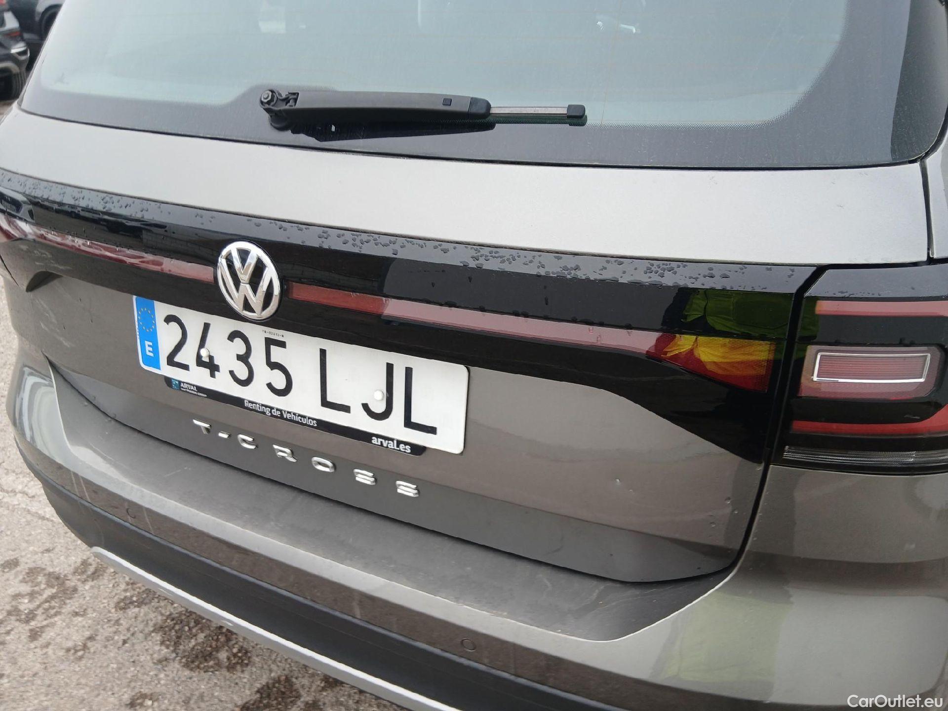  Volkswagen  T-CROSS VOLKSWAGEN  / 2018 / 5P / todoterreno Advance 1.0 TSI 85kW (115CV) DSG (AC) #14