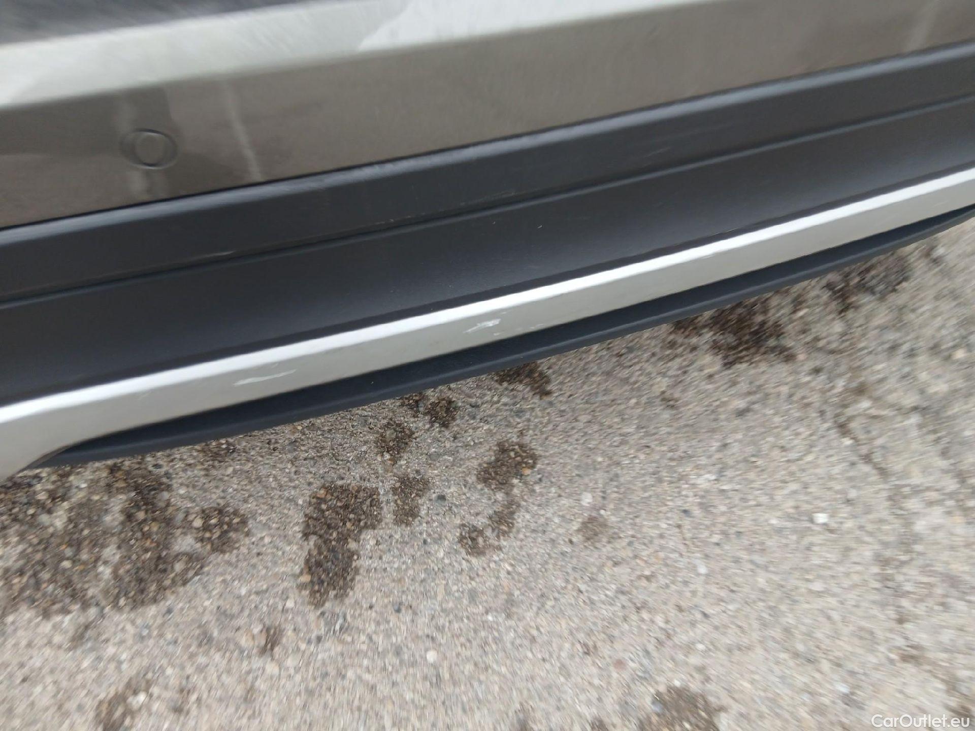  Volkswagen  T-CROSS VOLKSWAGEN  / 2018 / 5P / todoterreno Advance 1.0 TSI 85kW (115CV) DSG (AC) #11