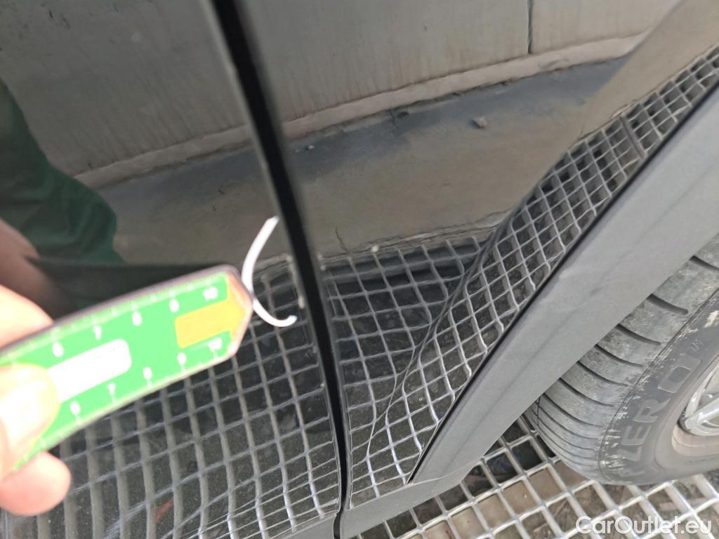  Mercedes  GLA MERCEDES-BENZ  / 2020 / 5P / todoterreno  200 D #4