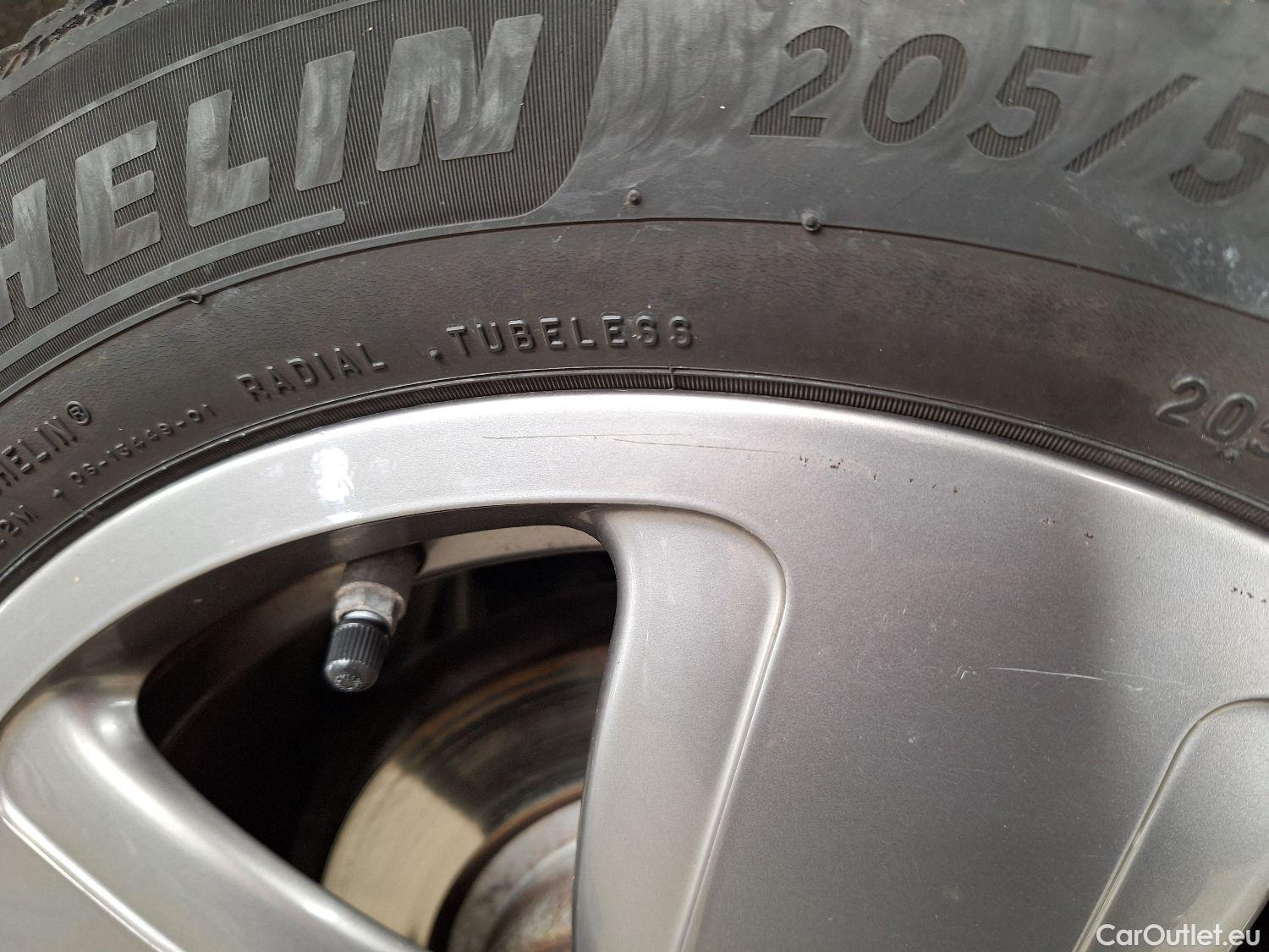  Bmw  Serie 1 BMW, 1-serie '19, BMW 1 Reeks Hatch 116dA (85 kW) 5d #14