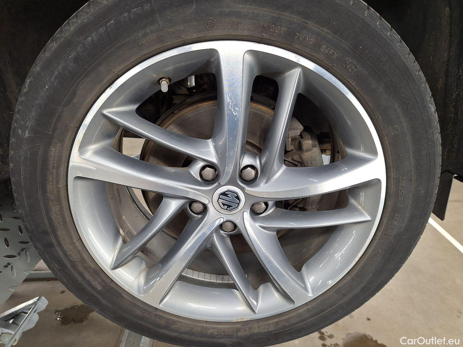  MG  EHS MG,  '20 PHEV, MG  1.5T Comfort 5d #6