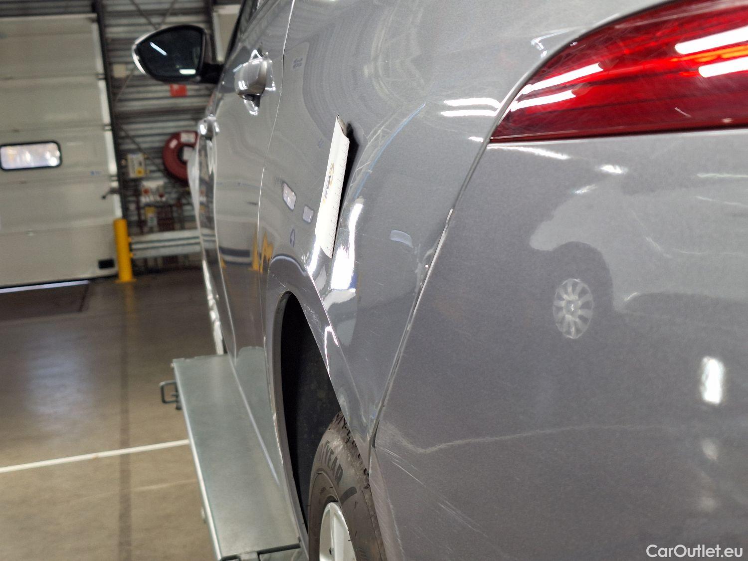  Peugeot  308 Peugeot,  SW FL'17, Peugeot  SW 1.5 BlueHDi 130 S&S EAT8 Active Pac #22