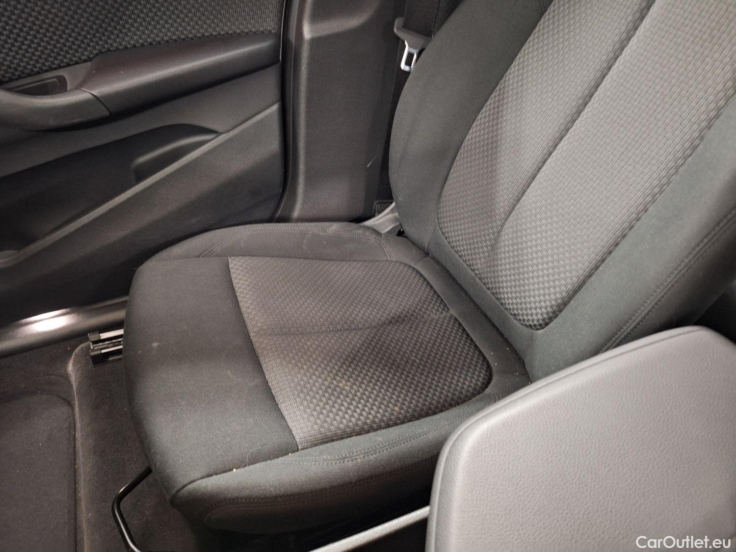  Bmw  X1 BMW,  FL'19, BMW  sDrive18dA (100 kW) 5d #19