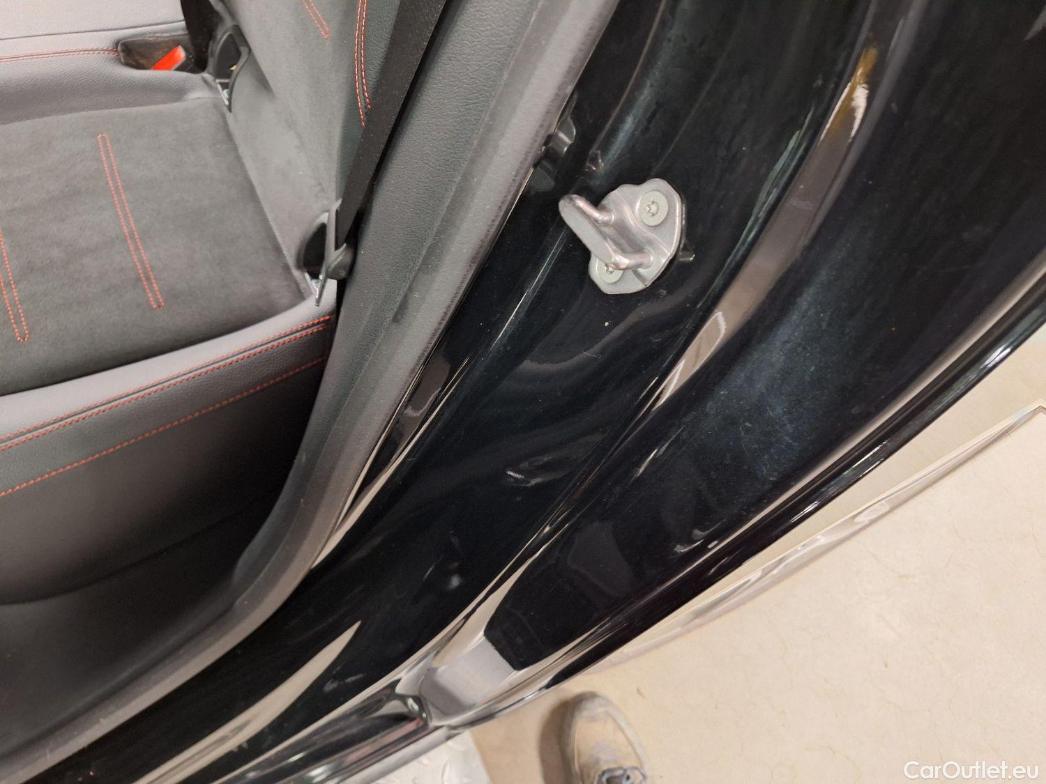  Mercedes  B-Klasse Mercedes, B-Class '18 PHEV, Mercedes-Benz  B 250 e 5d #37