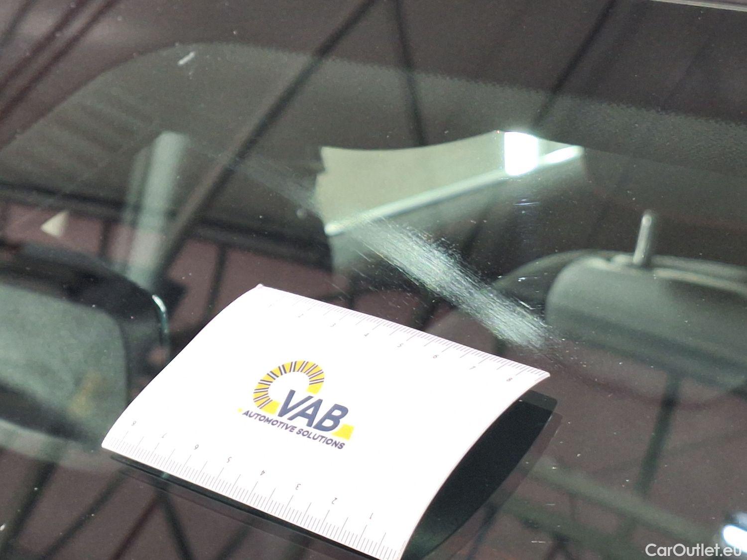  Mercedes  B-Klasse Mercedes, B-Class '18 PHEV, Mercedes-Benz  B 250 e 5d #59