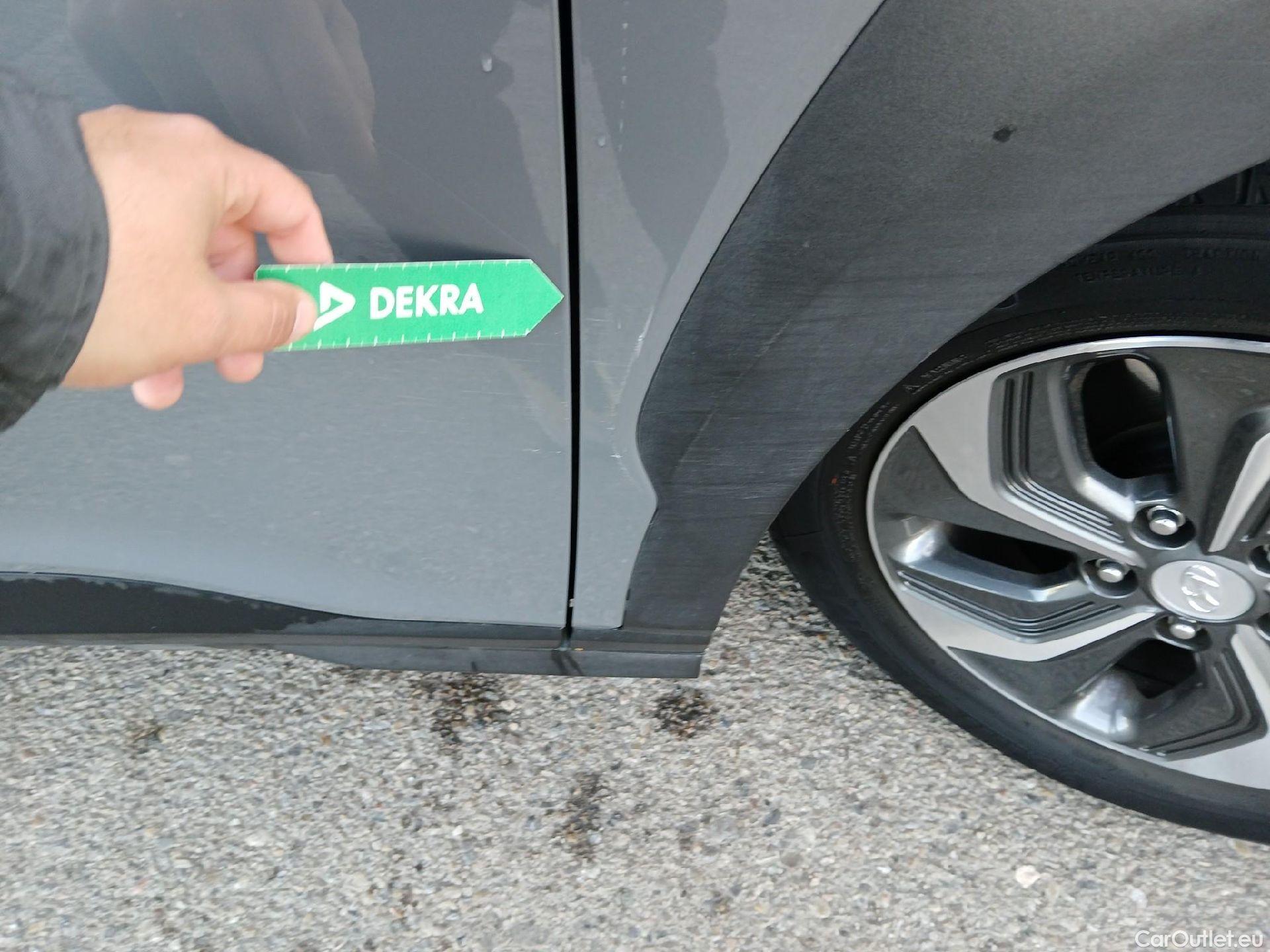  Hyundai  Konna HYUNDAI Kona / 2017 / 5P / todoterreno 1.6 GDI HEV Klass DT #31