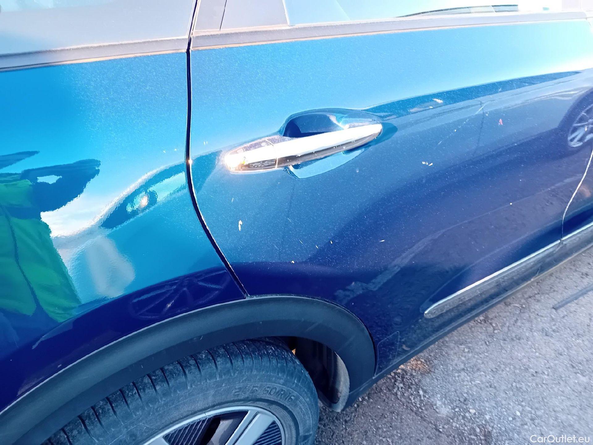  KIA  Niro KIA  / 2019 / 5P / crossover 1.6 GDi PHEV 104kW (141CV) Drive #40