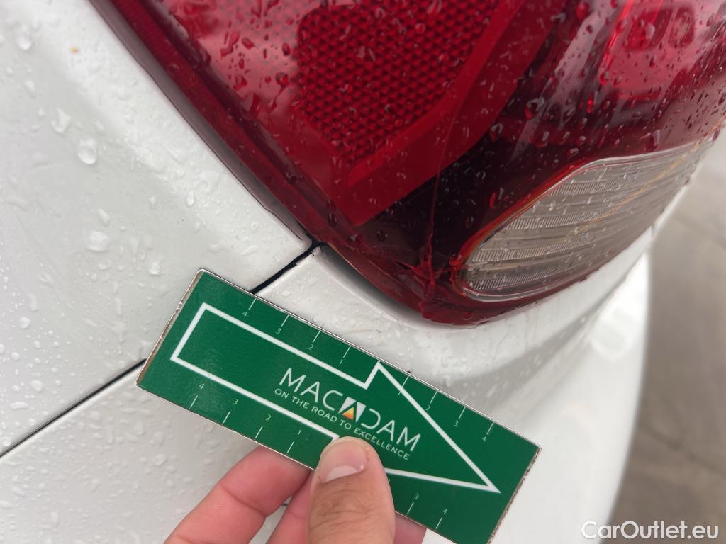  KIA  Rio KIA  / 2020 / 5P / berlina con portón 1.2 DPi 62kW (84CV) Concept #4