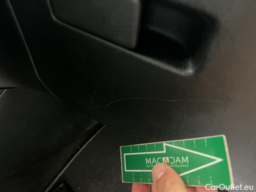  KIA  Sportage KIA  / 2018 / 5P / todoterreno 1.6 MHEV Business 100kW (136CV) 4x2 #17