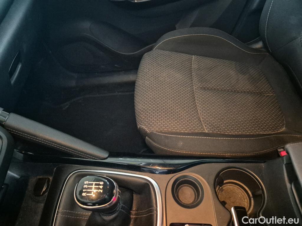  Renault  Kadjar RENAULT  / 2019 / 5P / crossover Intens Blue dCi 85kW (115CV) (AC) #25