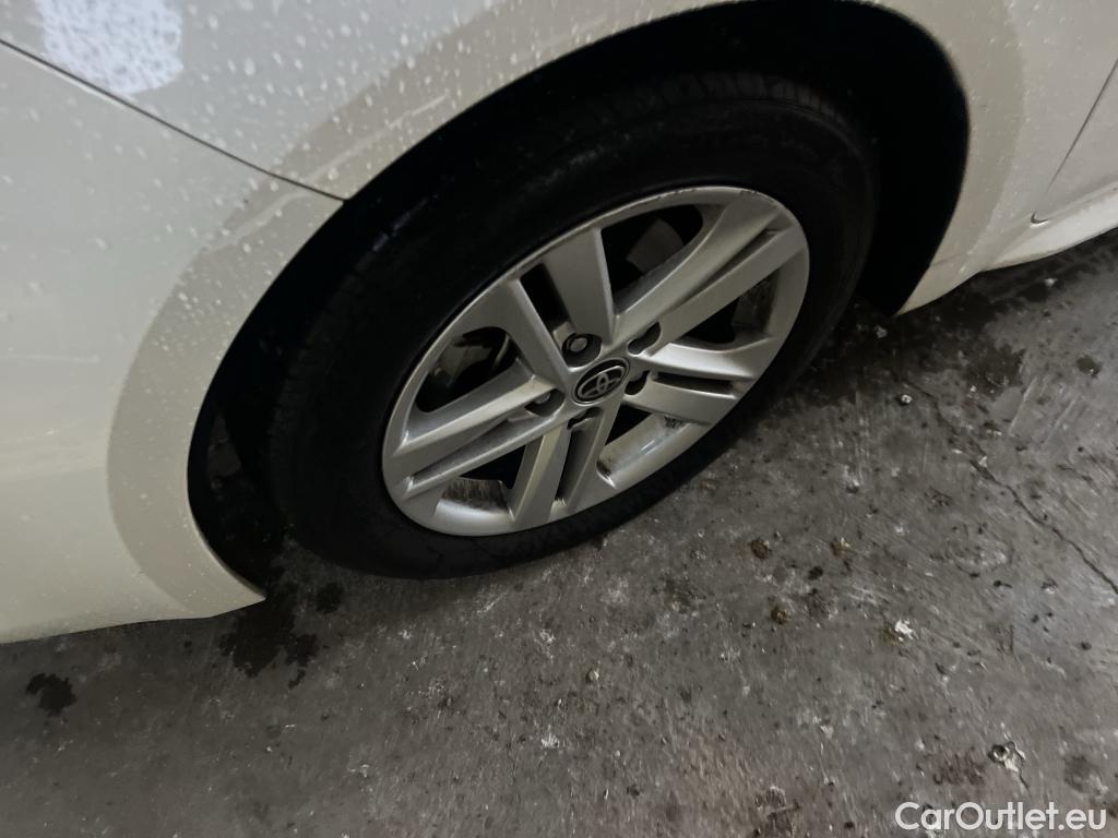  Toyota  Corolla TOYOTA  / 2019 / 5P / familiar 1.8 125H ACTIVE TECH E-CVT TOU SPORT #3