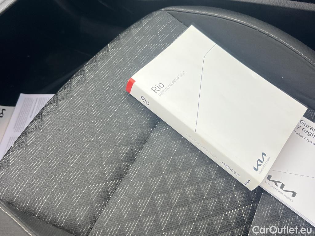  KIA  Rio KIA  / 2020 / 5P / berlina con portón 1.2 DPi 62kW (84CV) Concept #19