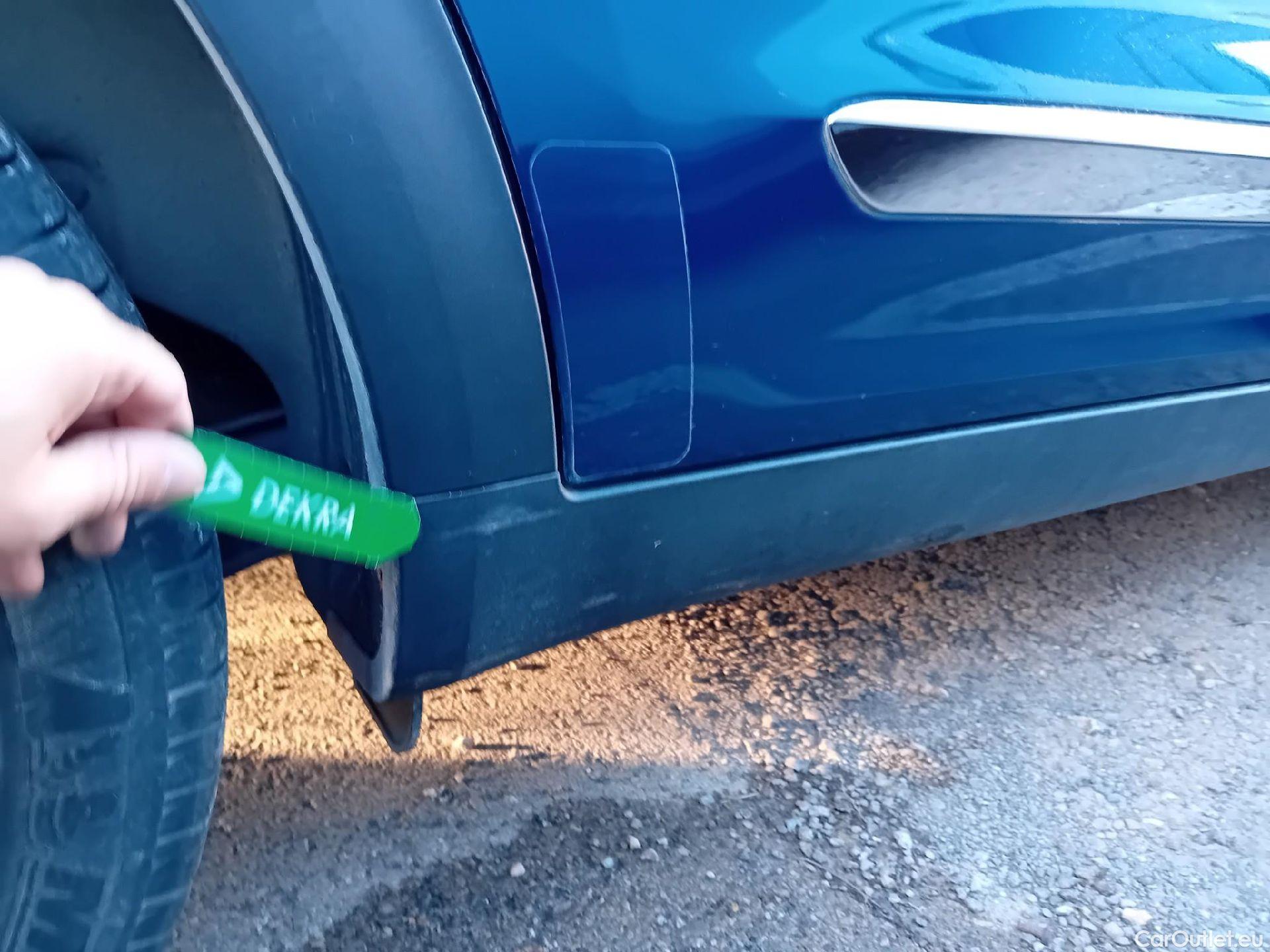  KIA  Niro KIA  / 2019 / 5P / crossover 1.6 GDi PHEV 104kW (141CV) Drive #42