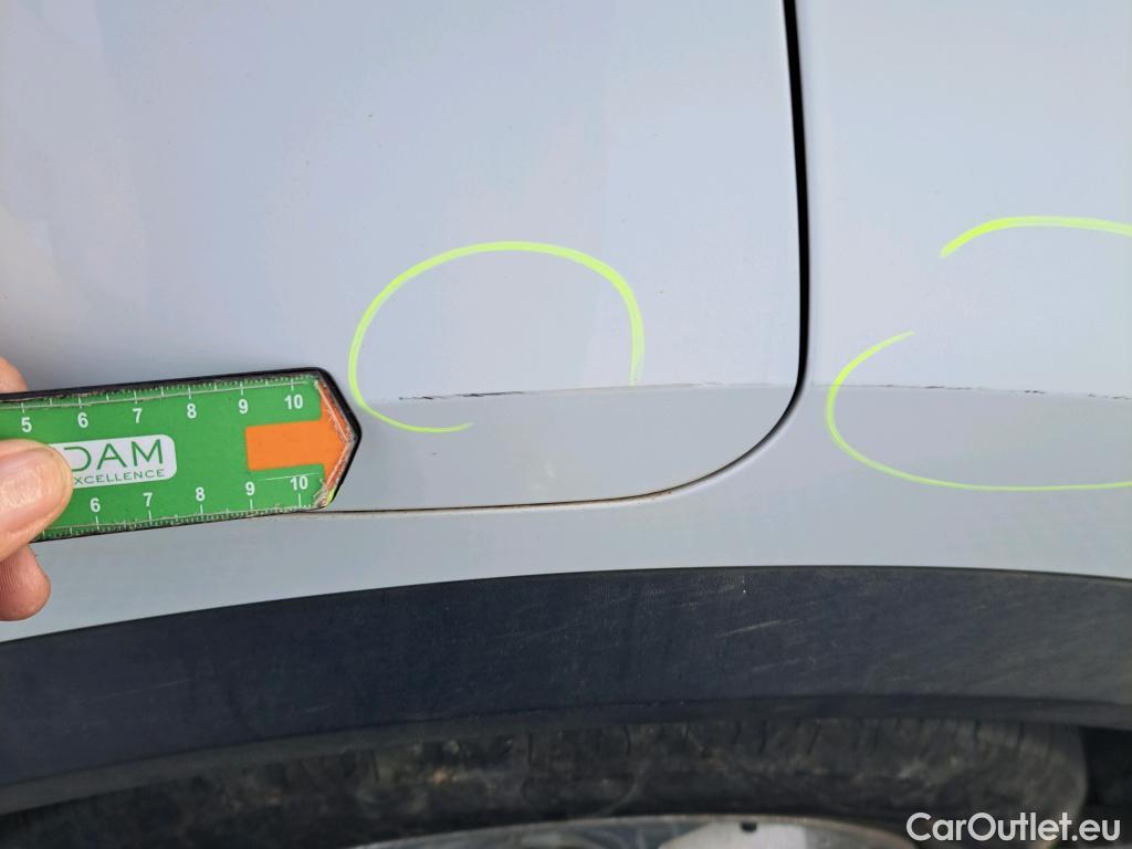  Renault  Captur RENAULT  / 2019 / 5P / todoterreno Intens TCe 90 (AC) #38