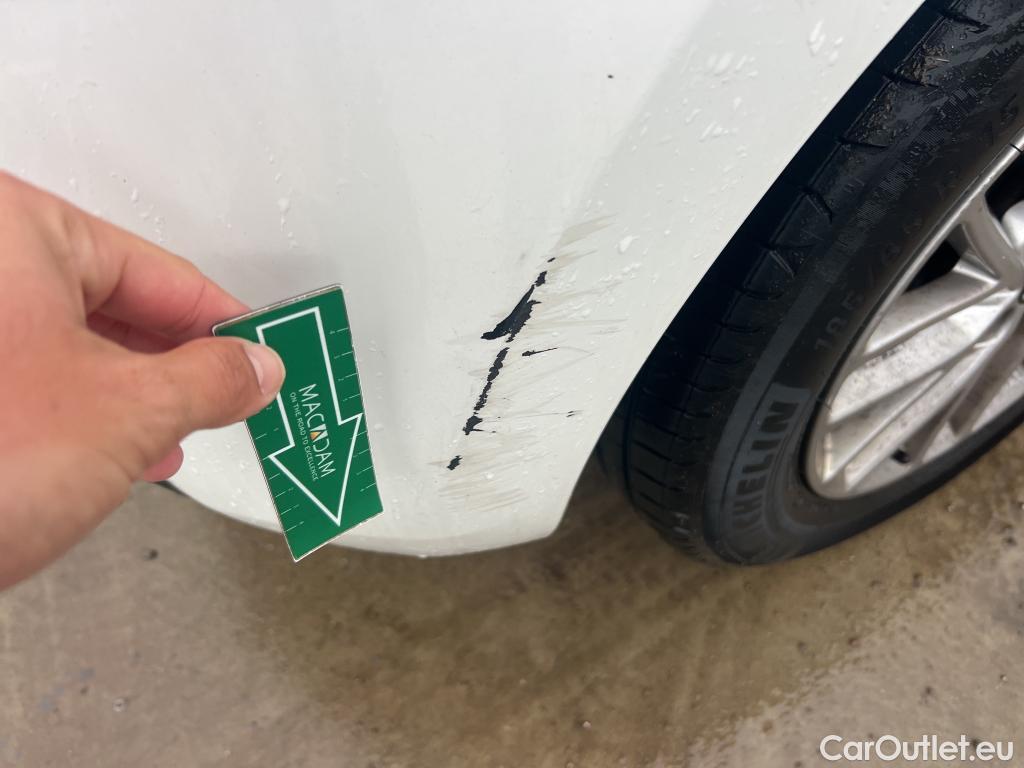  KIA  Rio KIA  / 2020 / 5P / berlina con portón 1.2 DPi 62kW (84CV) Concept #23