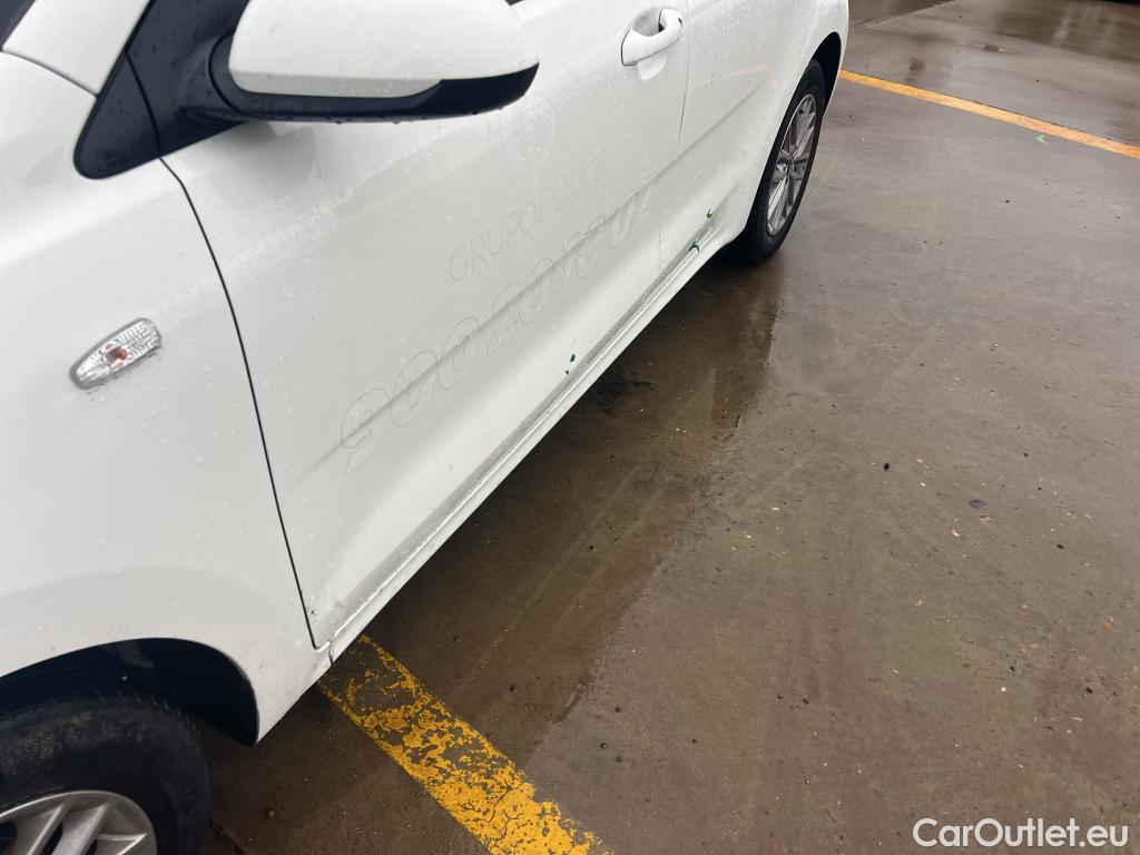  KIA  Rio KIA  / 2020 / 5P / berlina con portón 1.2 DPi 62kW (84CV) Concept #8