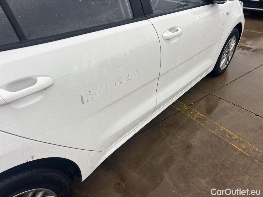  KIA  Rio KIA  / 2020 / 5P / berlina con portón 1.2 DPi 62kW (84CV) Concept #6