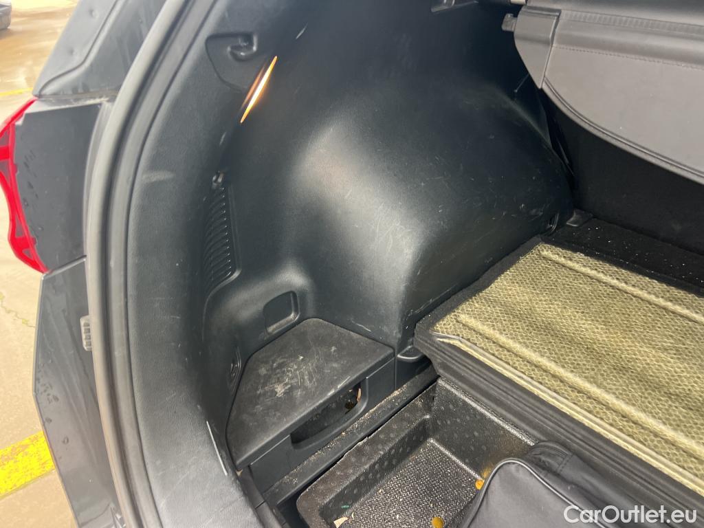  KIA  Sportage KIA  / 2018 / 5P / todoterreno 1.6 MHEV Business 100kW (136CV) 4x2 #14