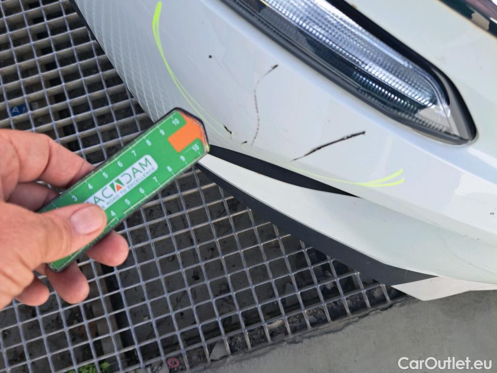  Renault  Captur RENAULT  / 2019 / 5P / todoterreno Intens TCe 90 (AC) #16