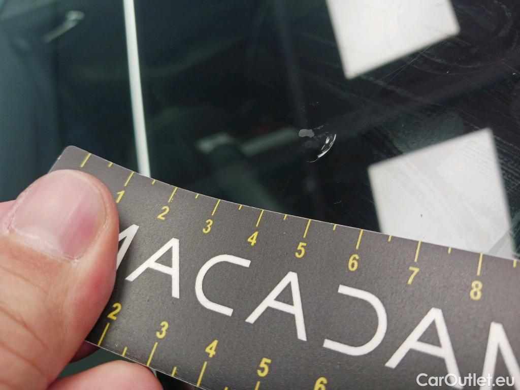  Renault  Clio RENAULT  / 2019 / 5P / berlina con portón Zen TCe 74 kW (100CV) #6