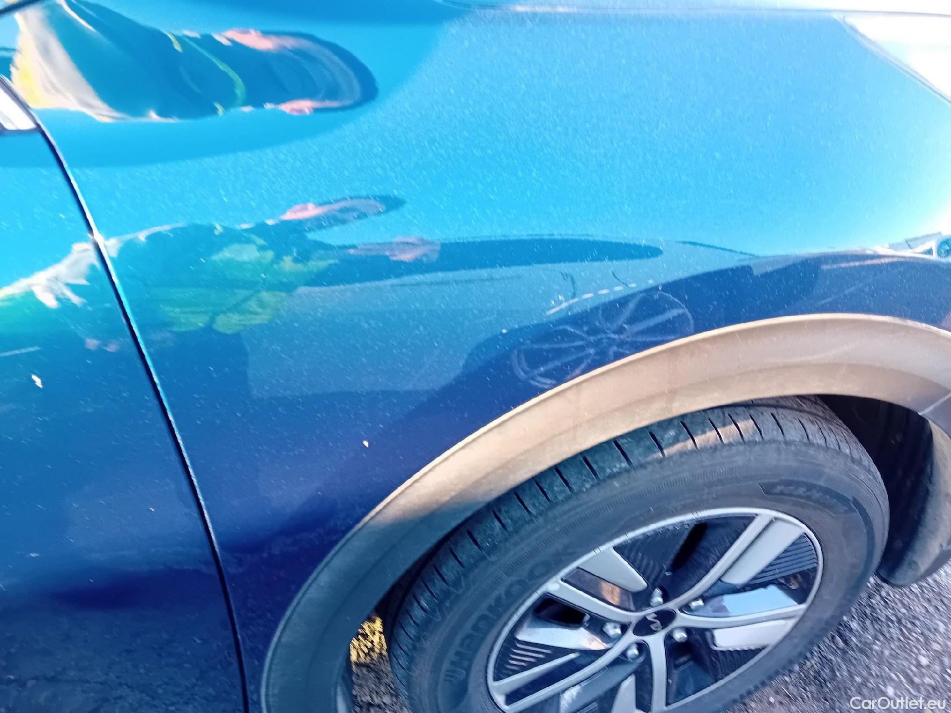  KIA  Niro KIA  / 2019 / 5P / crossover 1.6 GDi PHEV 104kW (141CV) Drive #47