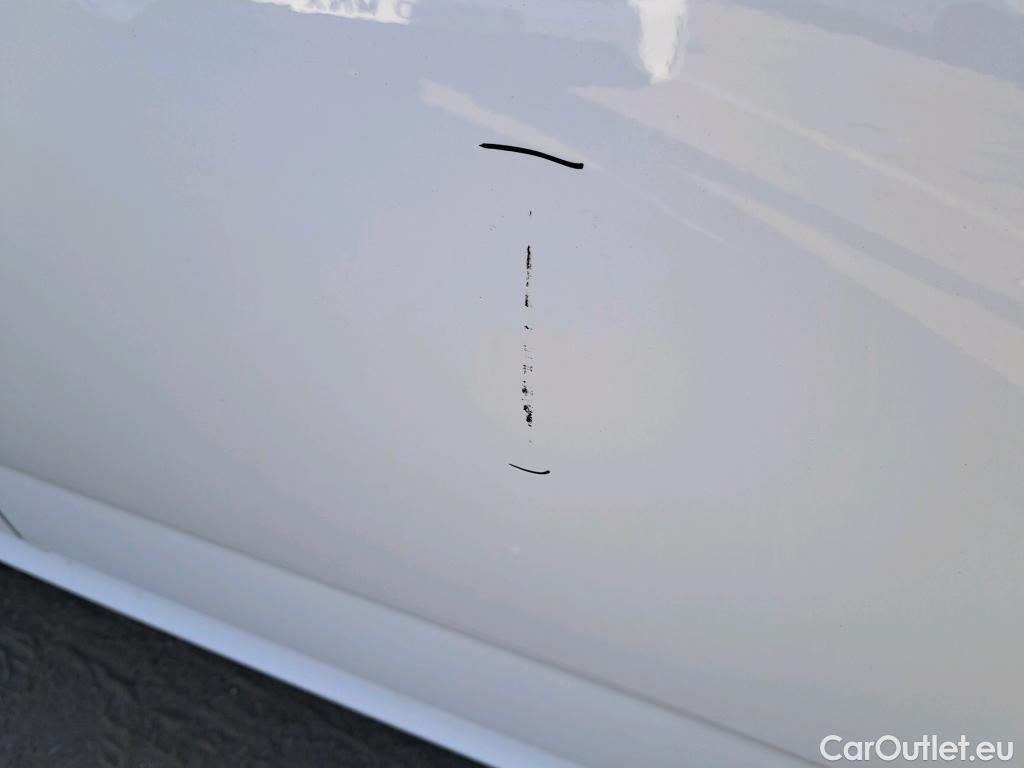  Skoda  KAMIQ SKODA  / 2019 / 5P / todoterreno 1.5 TSI 110kW (150CV) DSG Sport #14