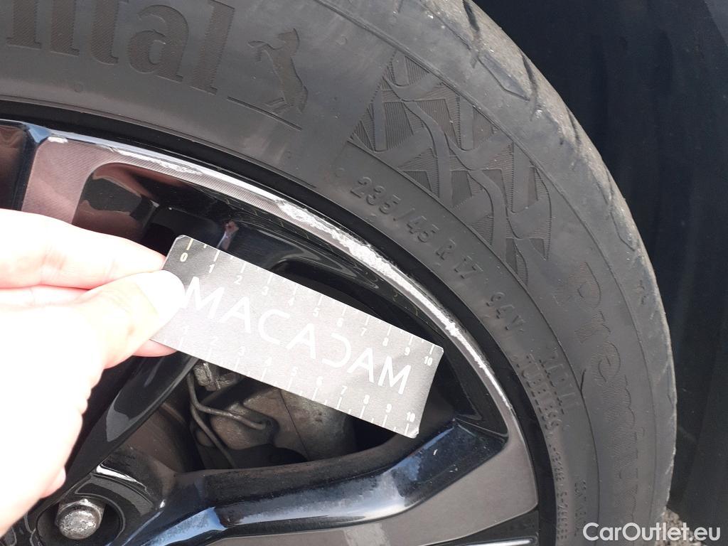  Honda  Civic HONDA  / 2019 / 5P / berlina con portón 1.5 I-VTEC TURBO SPORT PLUS #10