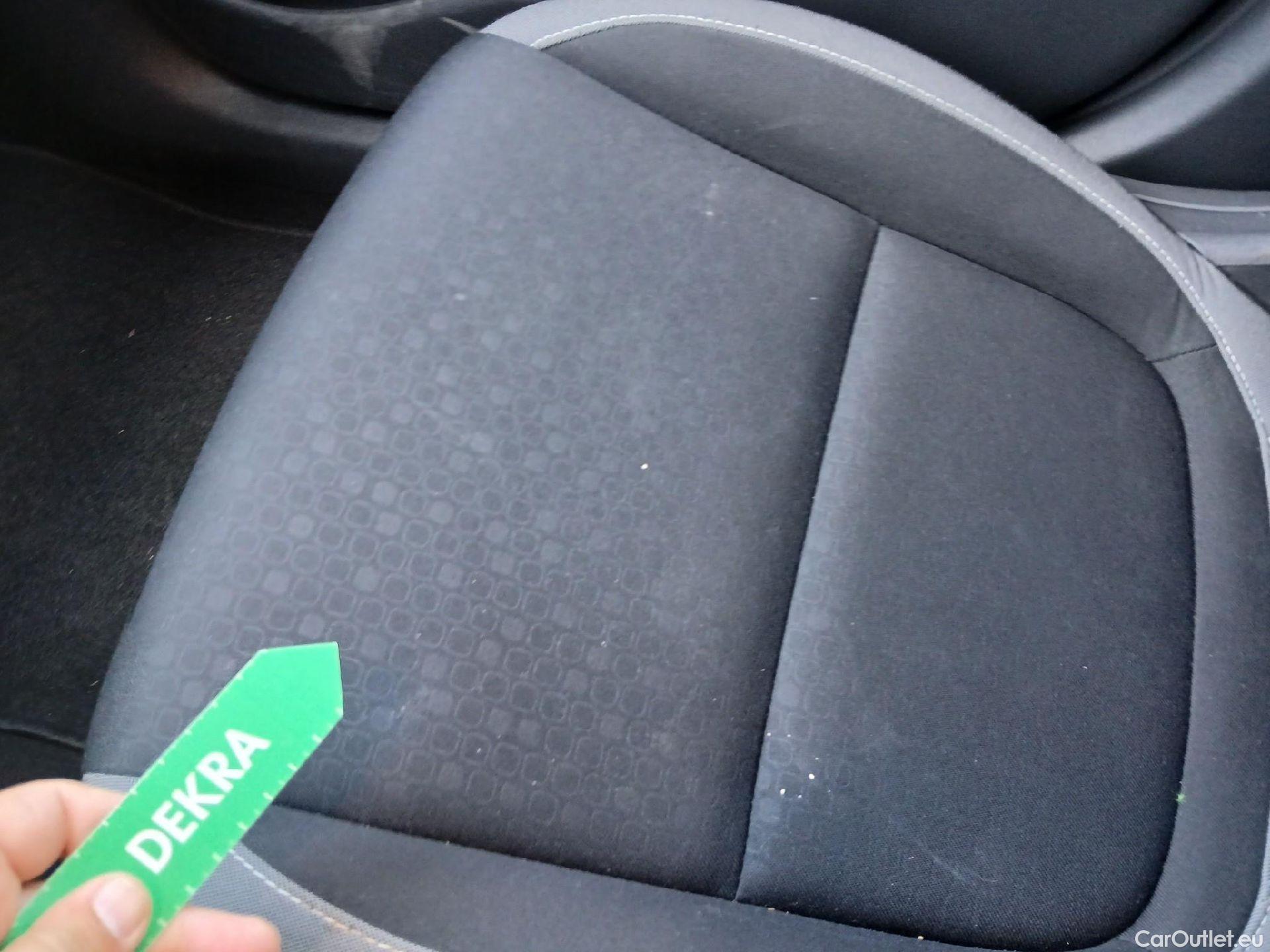  Hyundai  Konna HYUNDAI Kona / 2017 / 5P / todoterreno 1.6 GDI HEV Klass DT #1