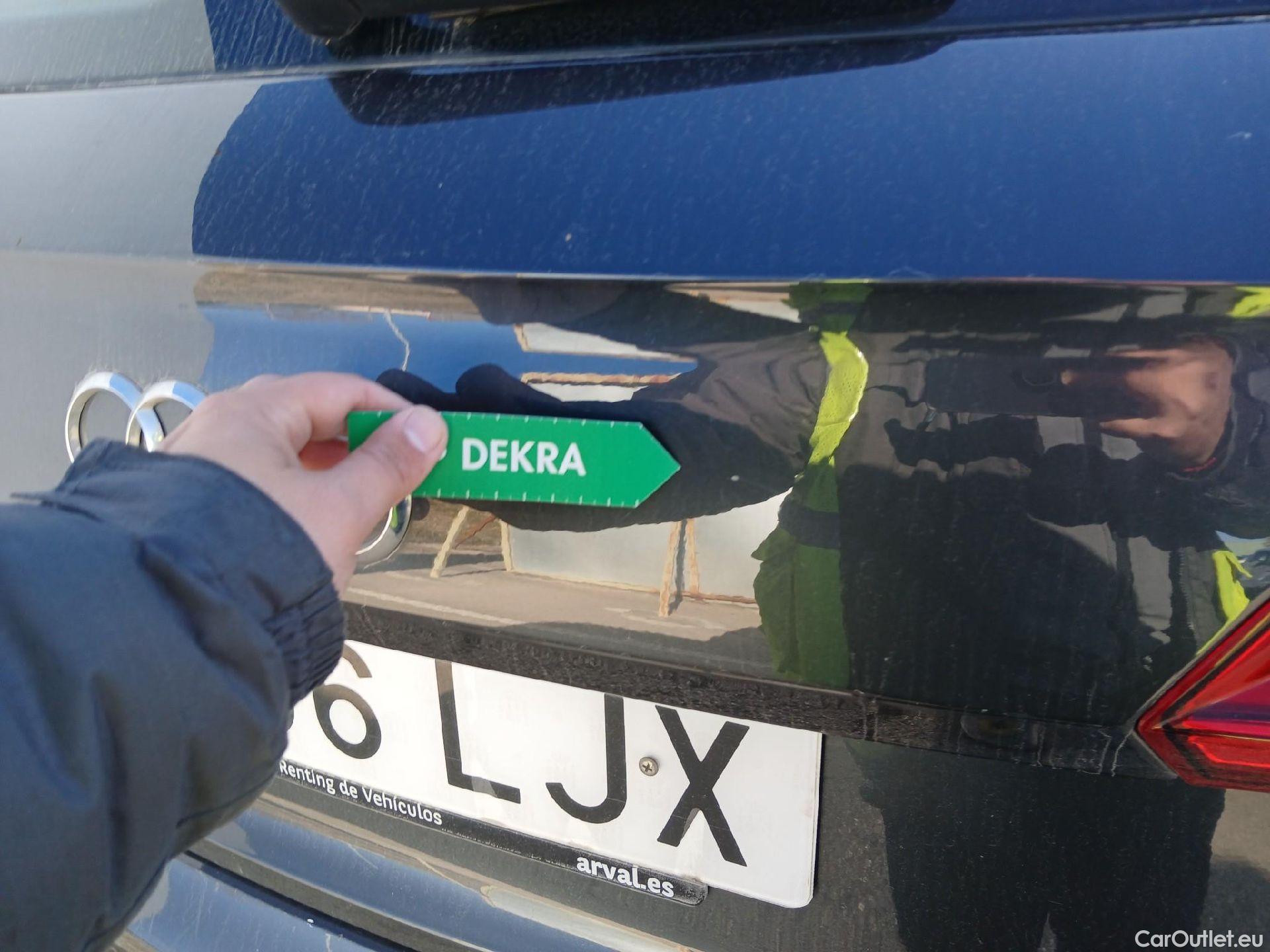  Audi  Q5 AUDI  / 2016 / 5P / todoterreno Design 35 TDI 120kW S tronic (AC) #26