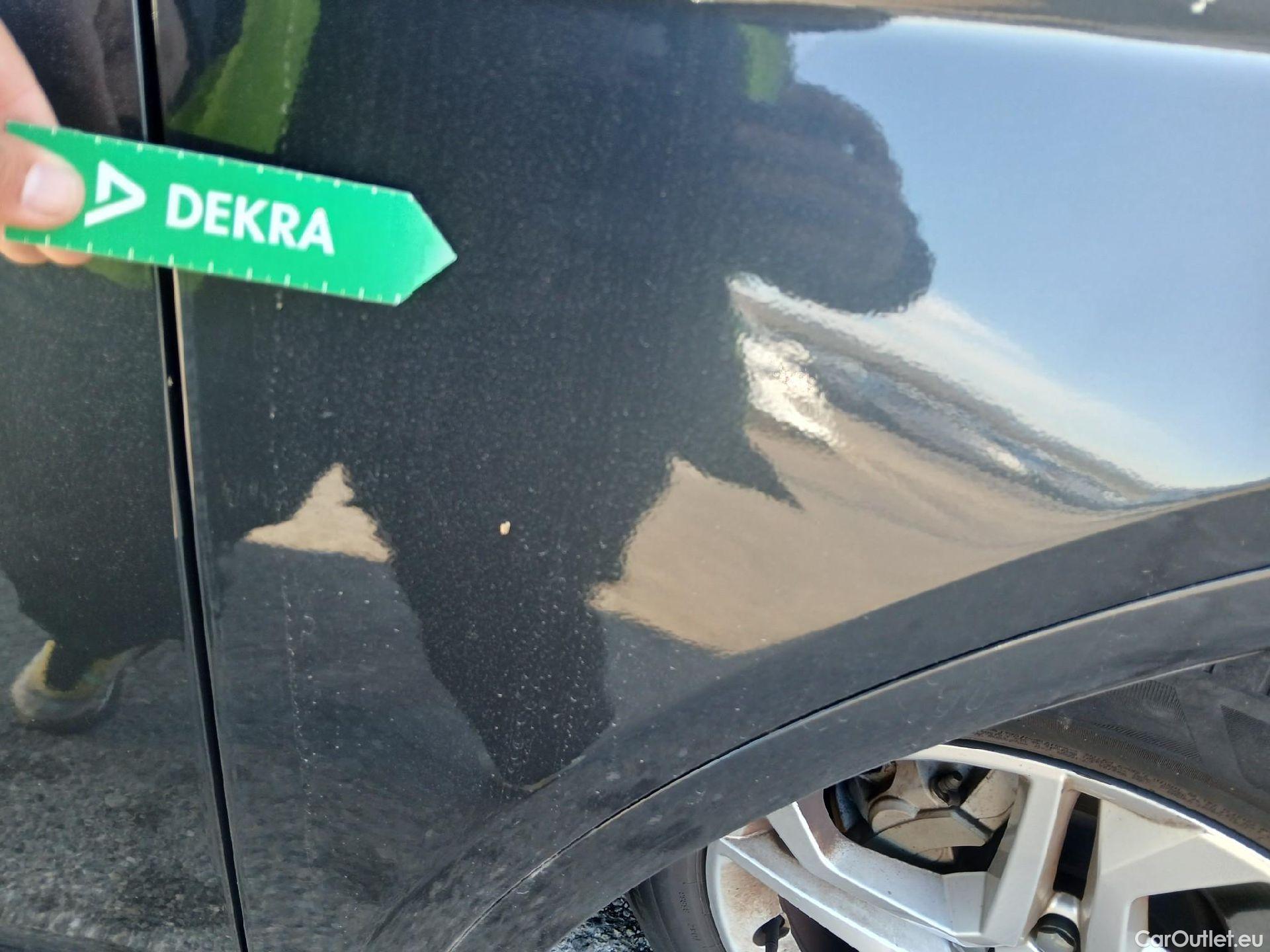  Audi  Q5 AUDI  / 2016 / 5P / todoterreno Design 35 TDI 120kW S tronic (AC) #36