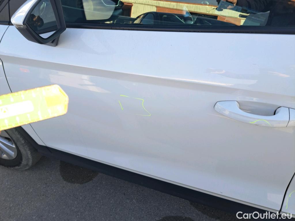  Seat  Arona SEAT  / 2017 / 5P / todoterreno 1.0 TSI 81kW (110CV) Style Plus (AC) #16