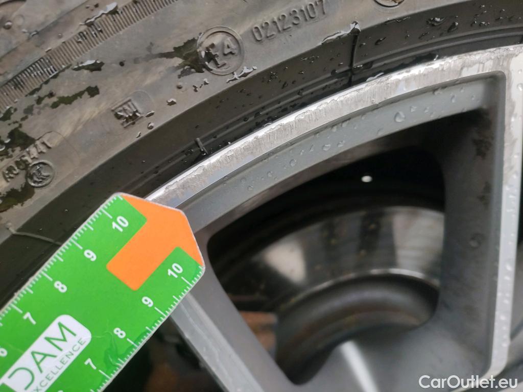  Audi  Q7 AUDI  50 TDI 210kW (286CV) quattro tiptronic Design 7 Plazas (25000€ en opcionales) #6