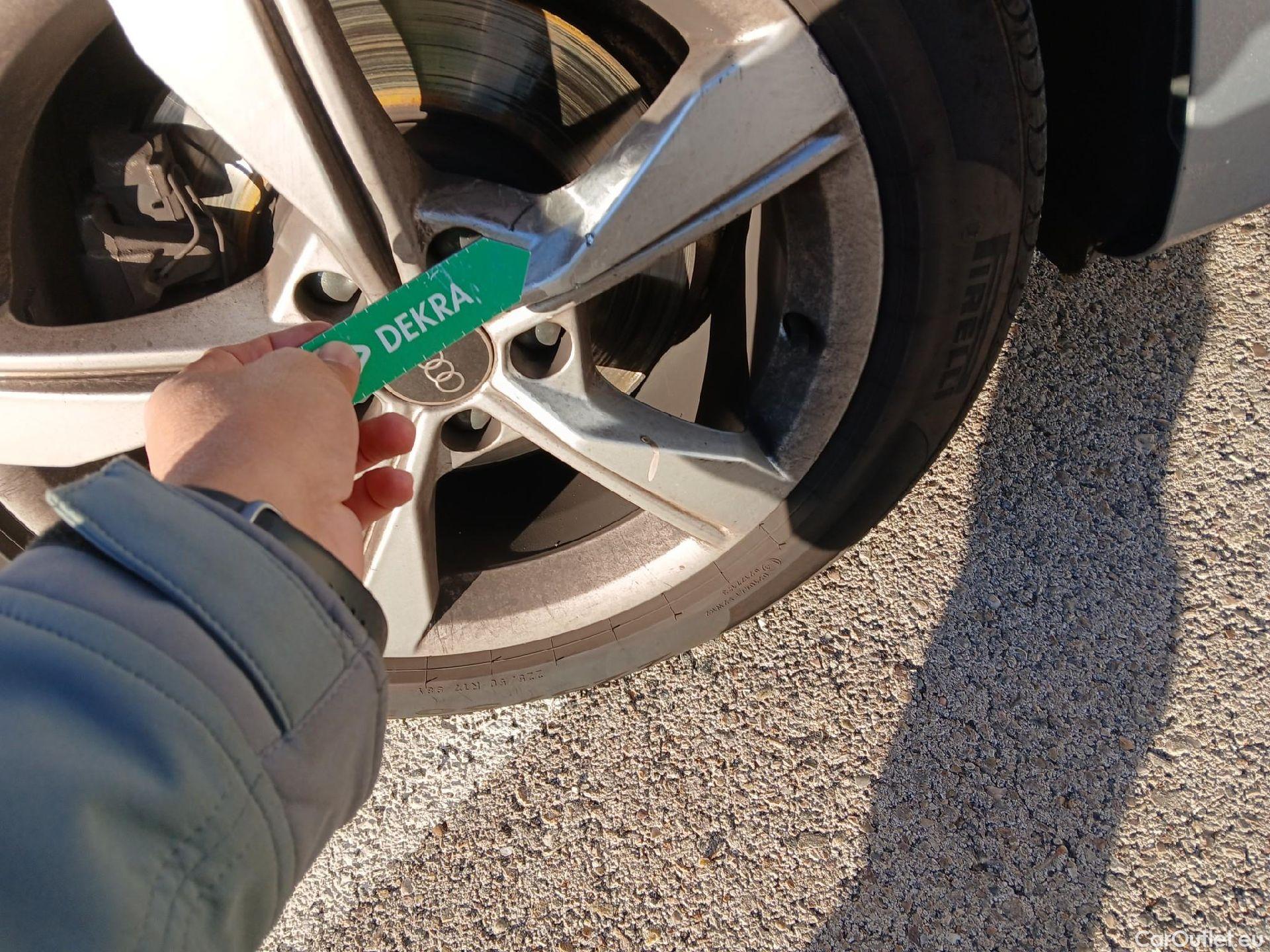  Audi  A4 AUDI  / 2019 / 5P / familiar Avant Advanced 35 TDI 120kW S tronic #6