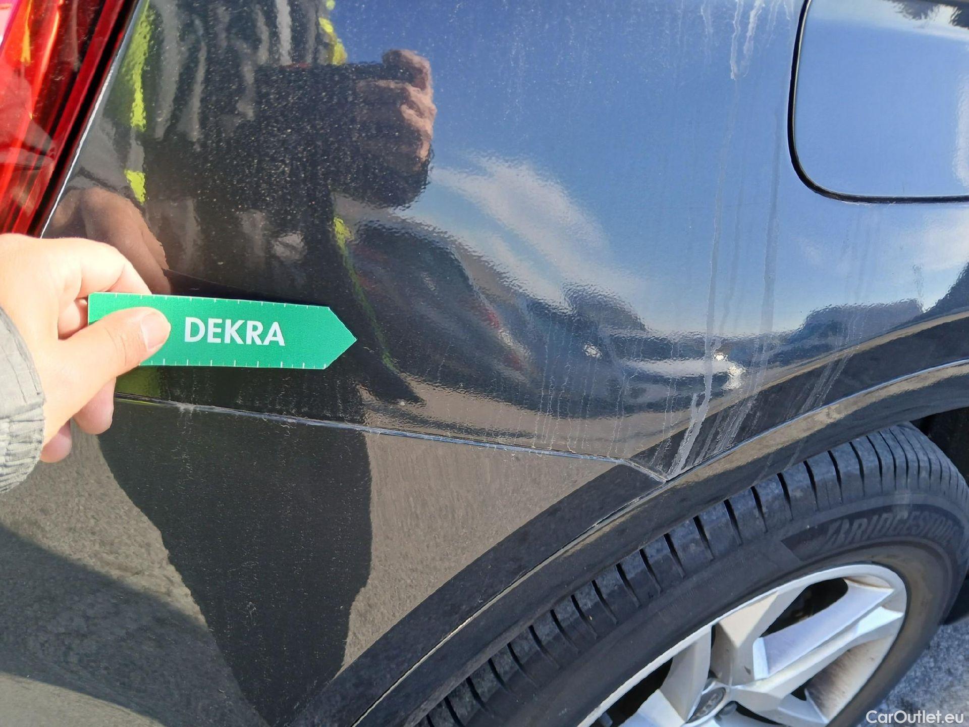  Audi  Q5 AUDI  / 2016 / 5P / todoterreno Design 35 TDI 120kW S tronic (AC) #27