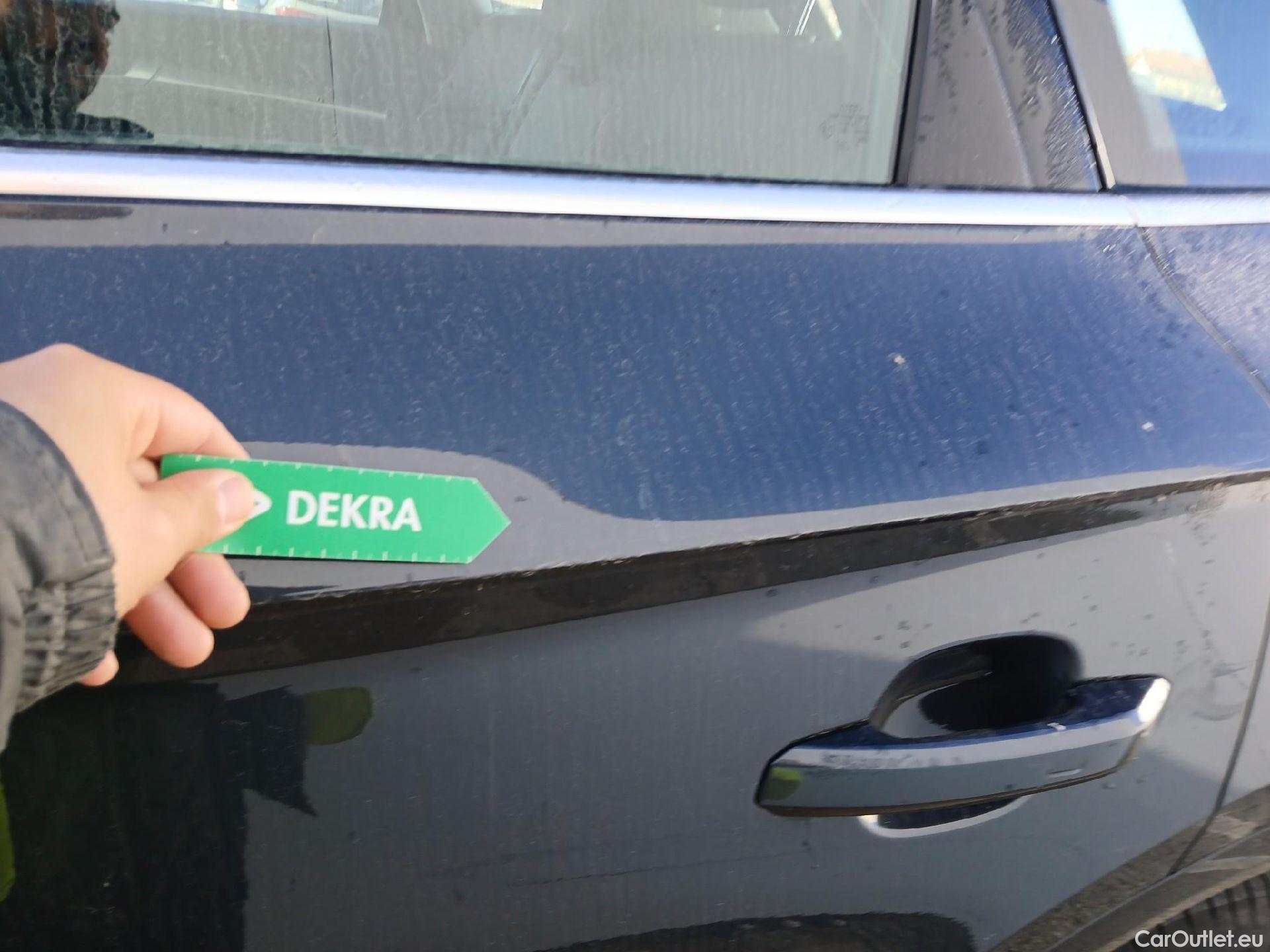  Audi  Q5 AUDI  / 2016 / 5P / todoterreno Design 35 TDI 120kW S tronic (AC) #15