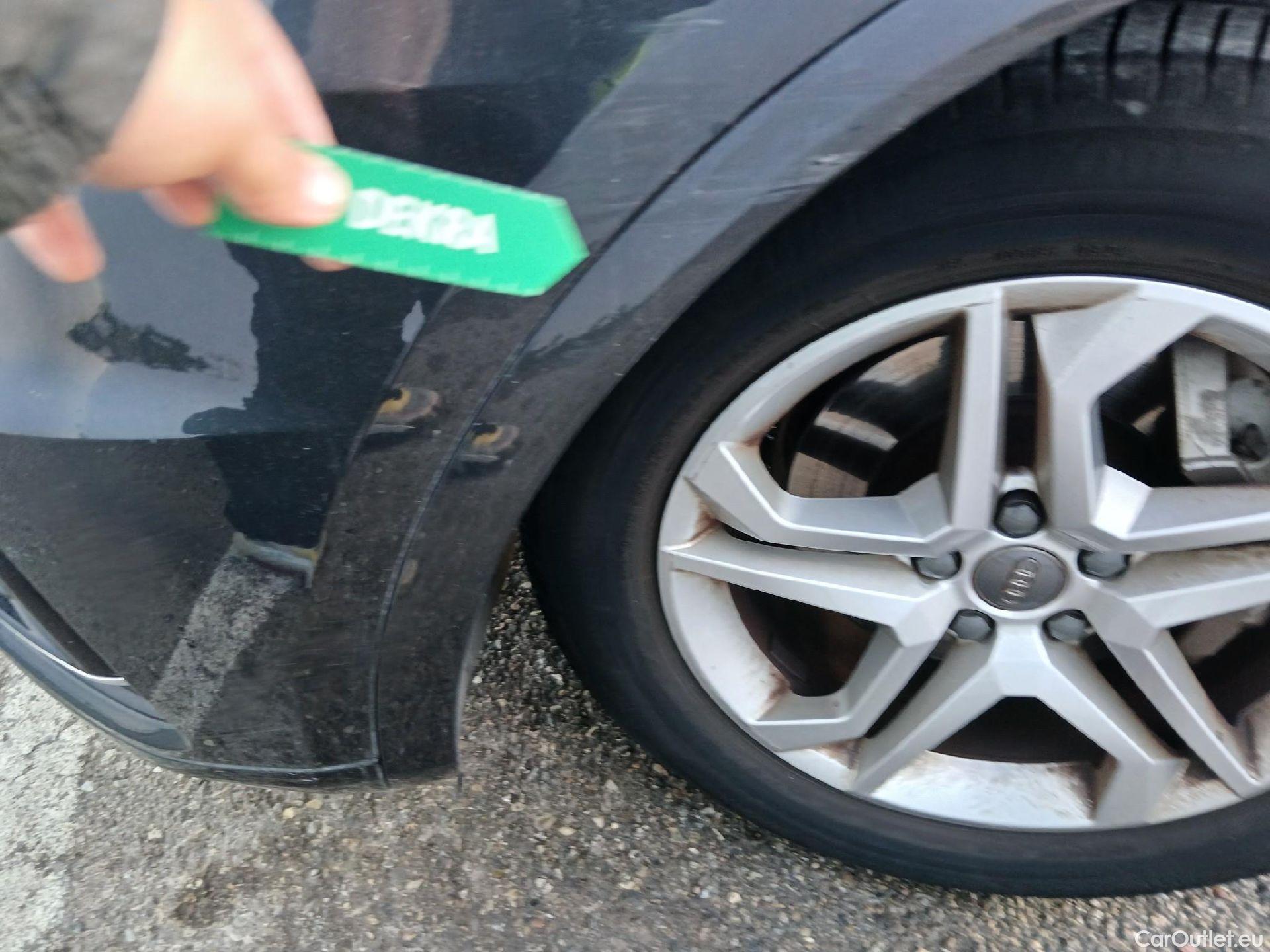  Audi  Q5 AUDI  / 2016 / 5P / todoterreno Design 35 TDI 120kW S tronic (AC) #8