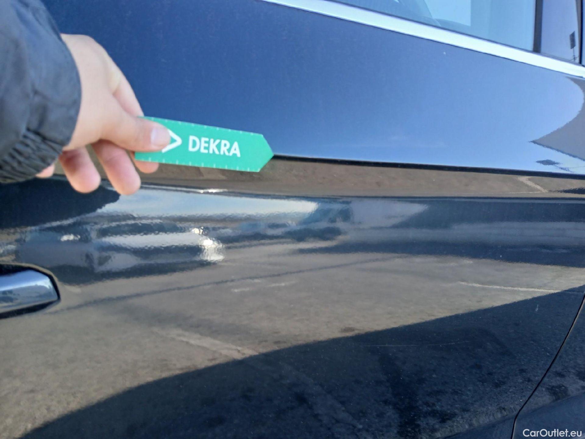  Audi  Q5 AUDI  / 2016 / 5P / todoterreno Design 35 TDI 120kW S tronic (AC) #32