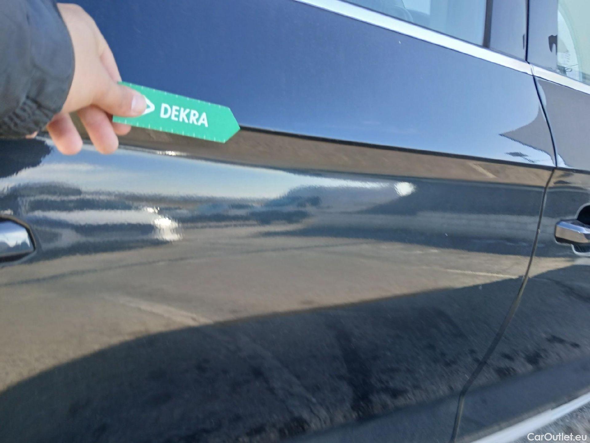  Audi  Q5 AUDI  / 2016 / 5P / todoterreno Design 35 TDI 120kW S tronic (AC) #31