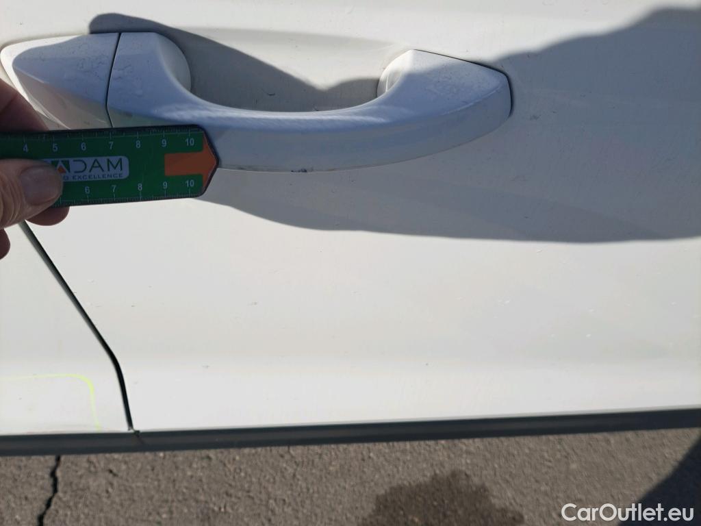  Seat  Arona SEAT  / 2017 / 5P / todoterreno 1.0 TSI 81kW (110CV) Style Plus (AC) #49