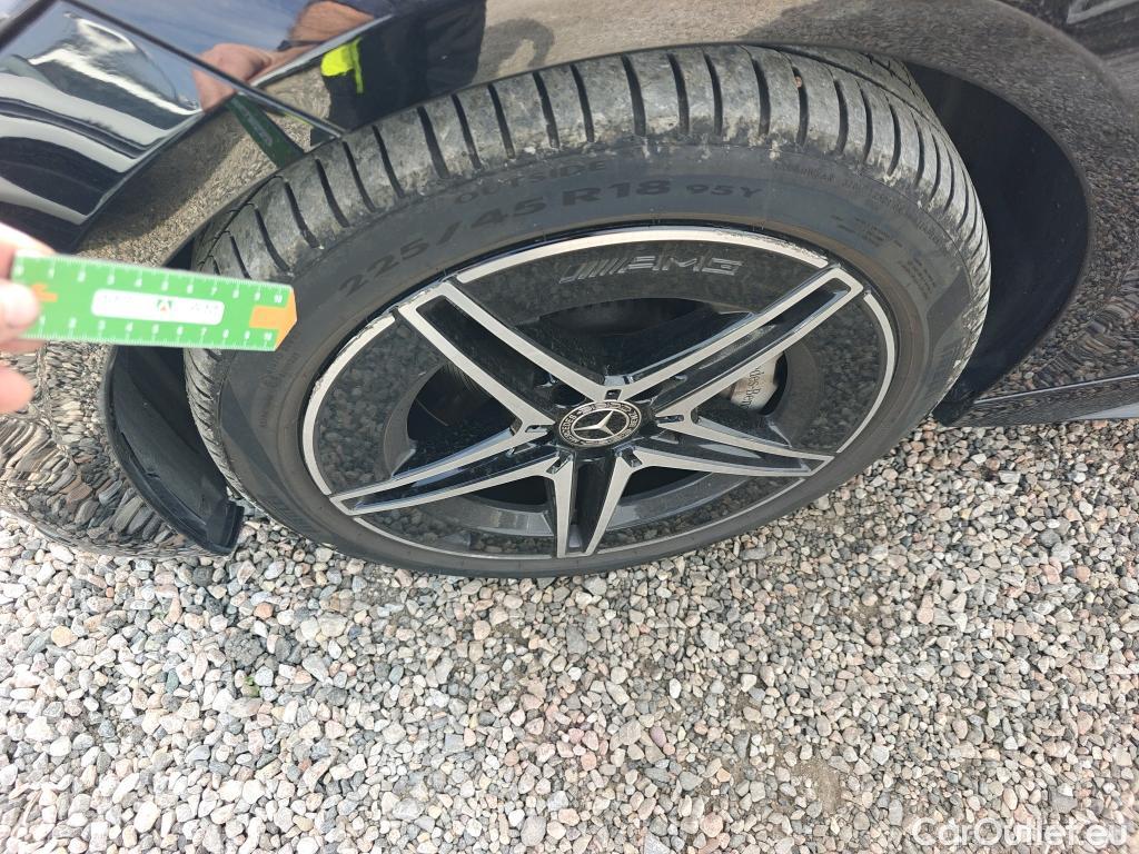  Mercedes  C-Klasse MERCEDES-BENZ Clase C / 2021 / 4P / sedán C 220 d #4