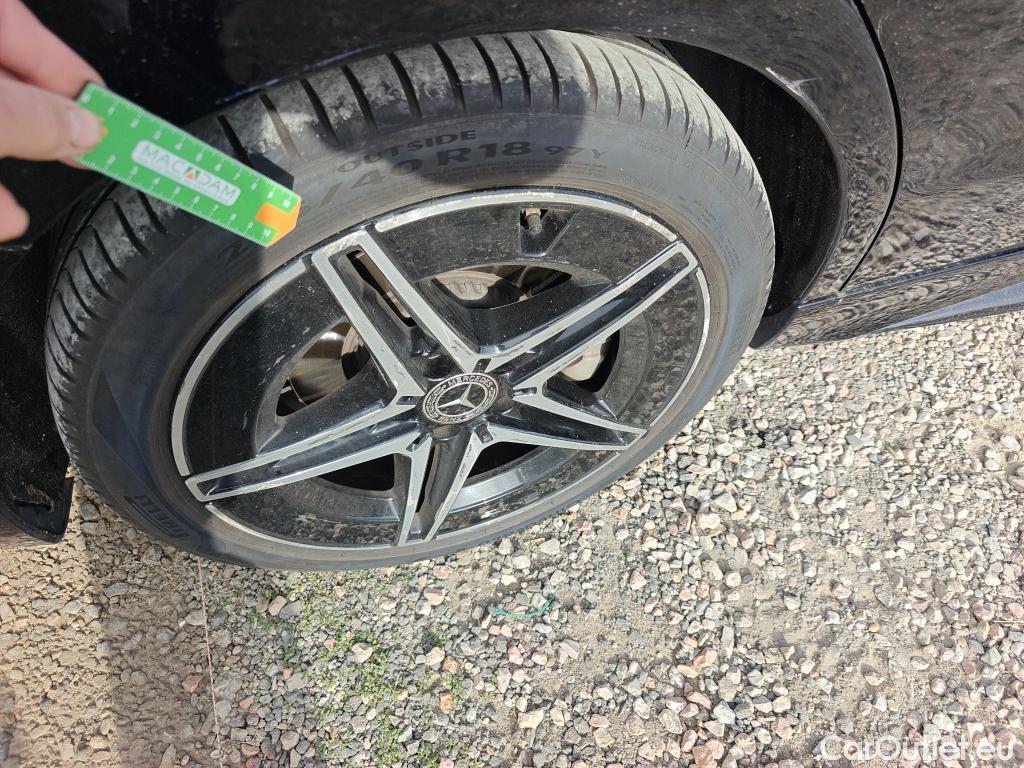  Mercedes  C-Klasse MERCEDES-BENZ Clase C / 2021 / 4P / sedán C 220 d #8