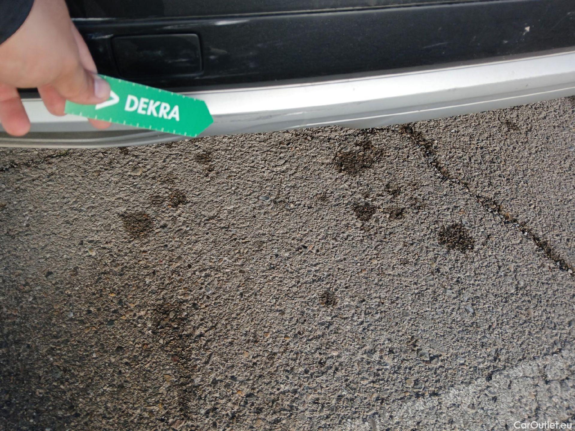  Audi  Q5 AUDI  / 2016 / 5P / todoterreno Design 35 TDI 120kW S tronic (AC) #22