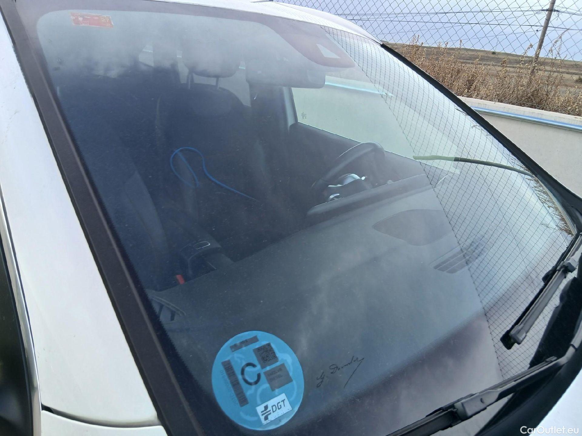  Mercedes  GLA MERCEDES-BENZ  / 2020 / 5P / todoterreno  200 D #11