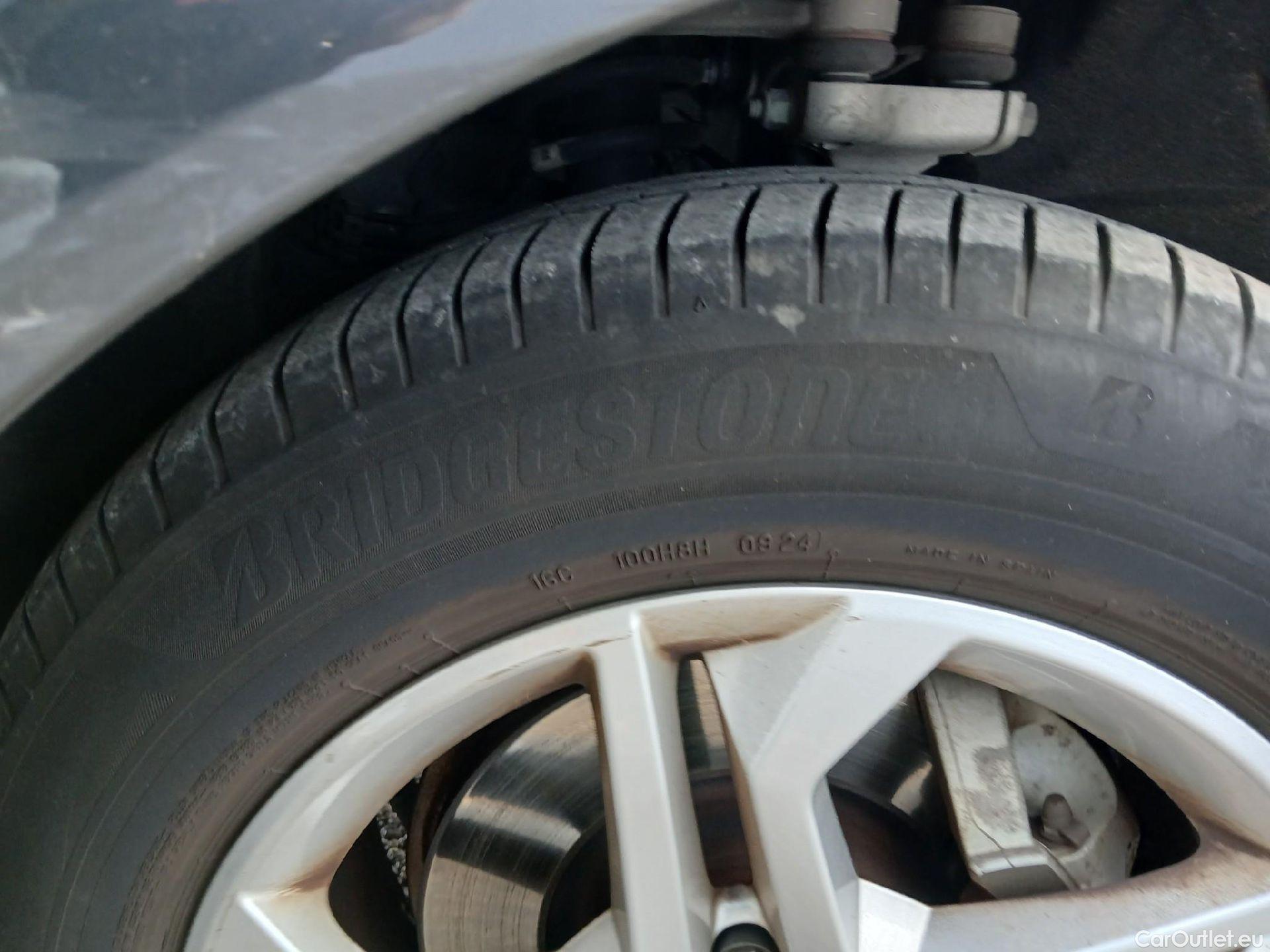  Audi  Q5 AUDI  / 2016 / 5P / todoterreno Design 35 TDI 120kW S tronic (AC) #10