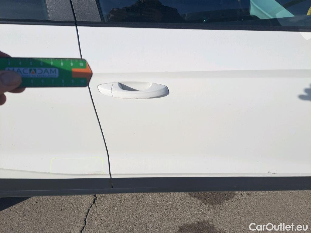  Seat  Arona SEAT  / 2017 / 5P / todoterreno 1.0 TSI 81kW (110CV) Style Plus (AC) #48