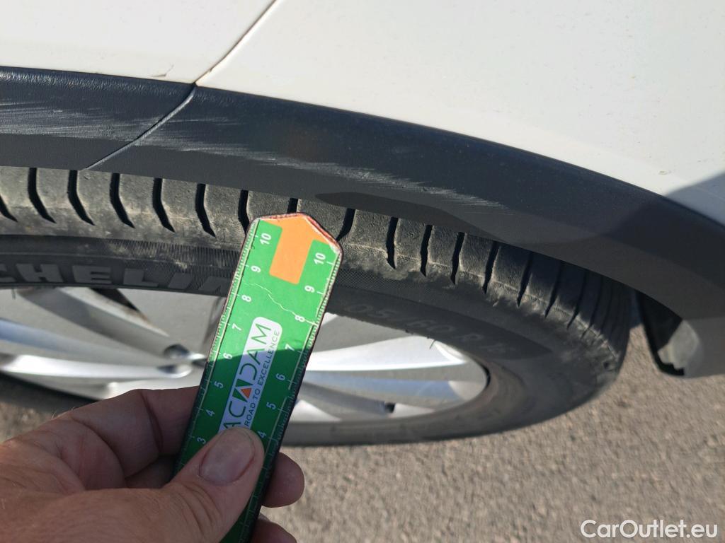  Seat  Arona SEAT  / 2017 / 5P / todoterreno 1.0 TSI 81kW (110CV) Style Plus (AC) #38