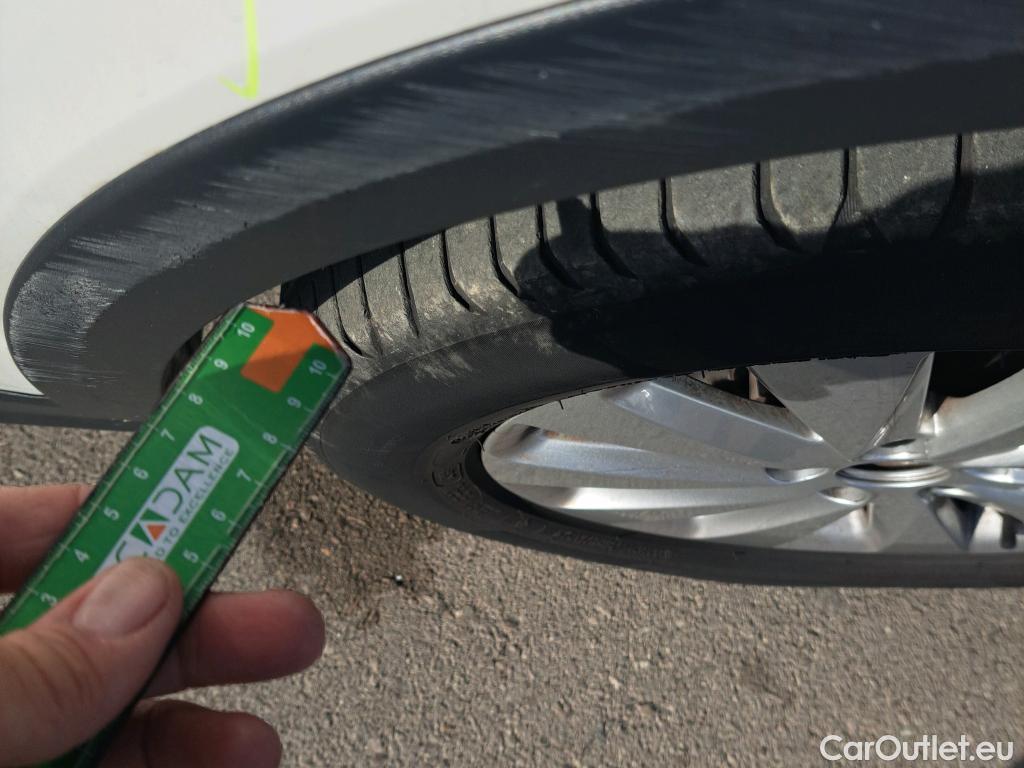  Seat  Arona SEAT  / 2017 / 5P / todoterreno 1.0 TSI 81kW (110CV) Style Plus (AC) #47